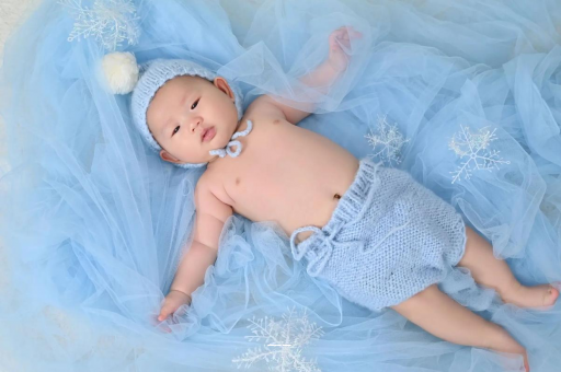 德清宝宝打嗝是什么原因